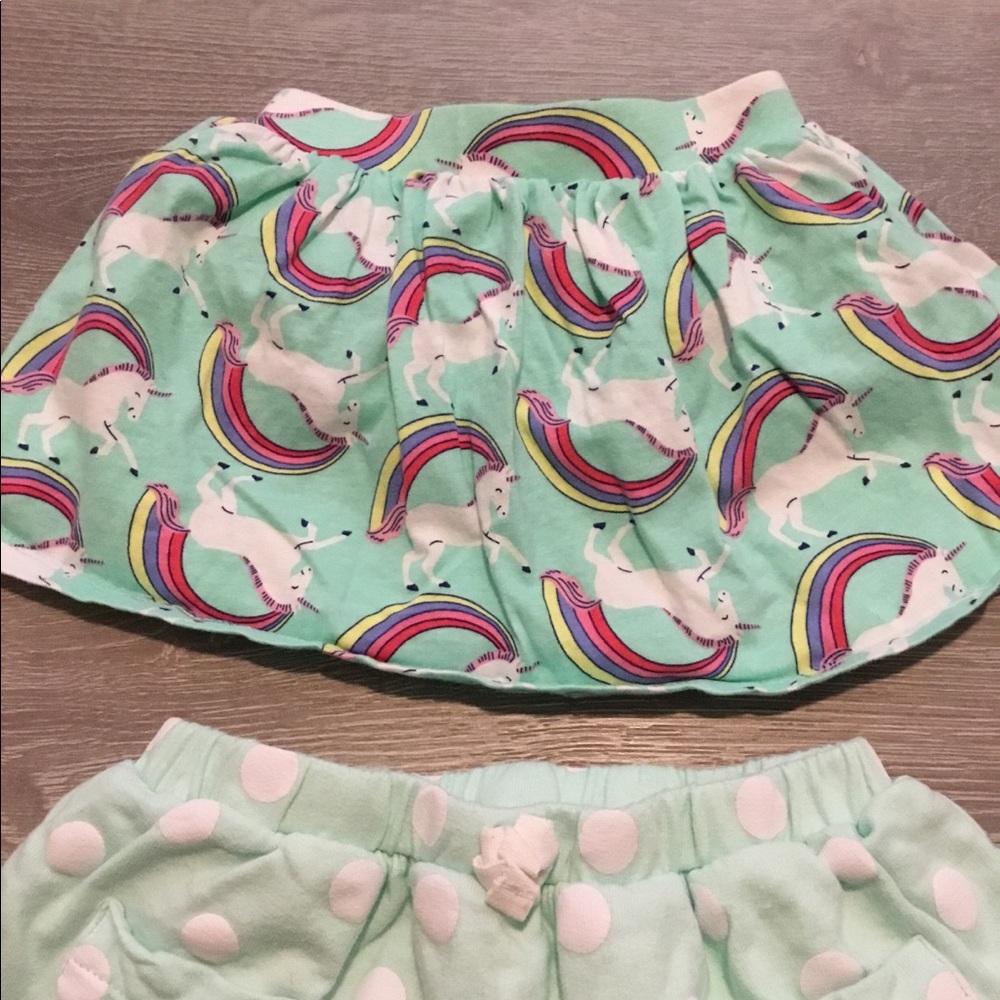 Carters 12 month bundle of skirts - Picture 3 of 5